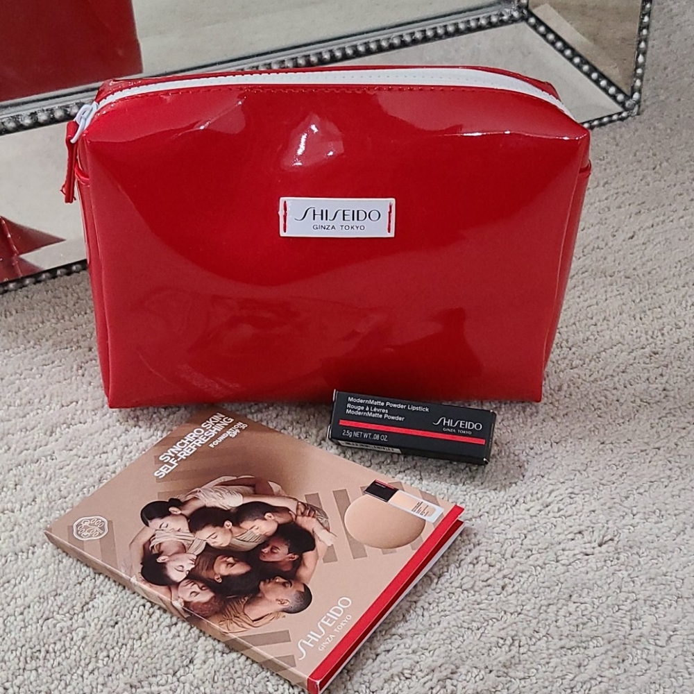 Shiseido Makeup Bag & Lots Of Samples ALL NEW - Picture 3 of 6